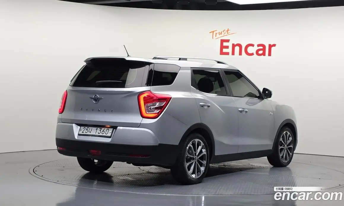 SsangYong TIBOLI 2017 1.6 автомат (гидро), фото 2