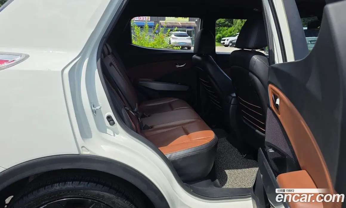 SsangYong TIBOLI 2018 1.6 автомат (гидро), фото 12