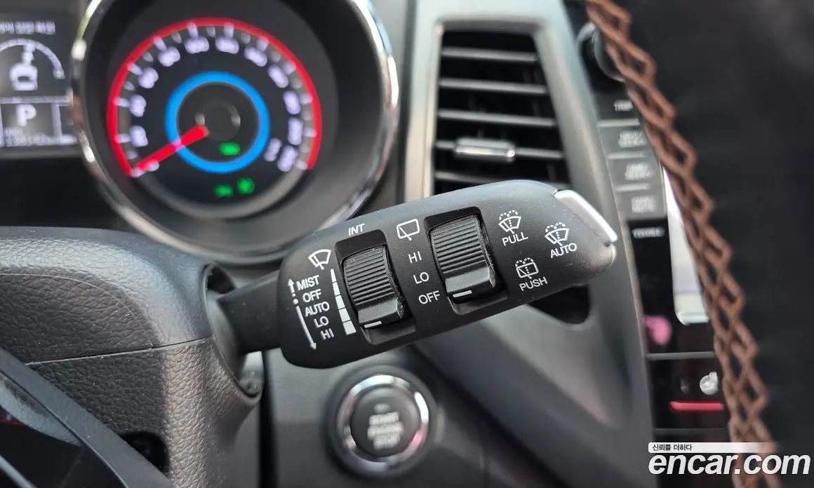 SsangYong TIBOLI 2018 1.6 автомат (гидро), фото 18