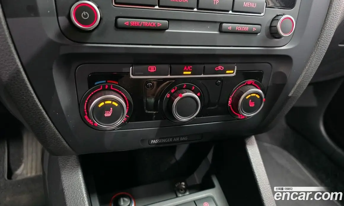 Volkswagen Jetta 2014 1.6 автомат (гидро), фото 16 Volkswagen Jetta 2014 1.6 автомат (гидро), фото 16