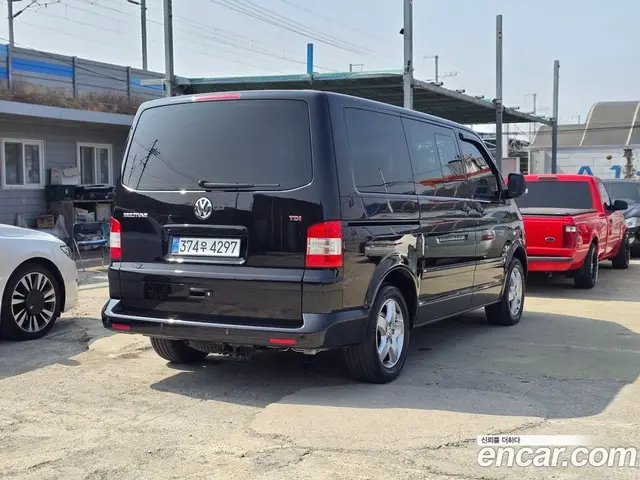 Volkswagen Multivan 2008 2.5 АКПП, миниатюра 2