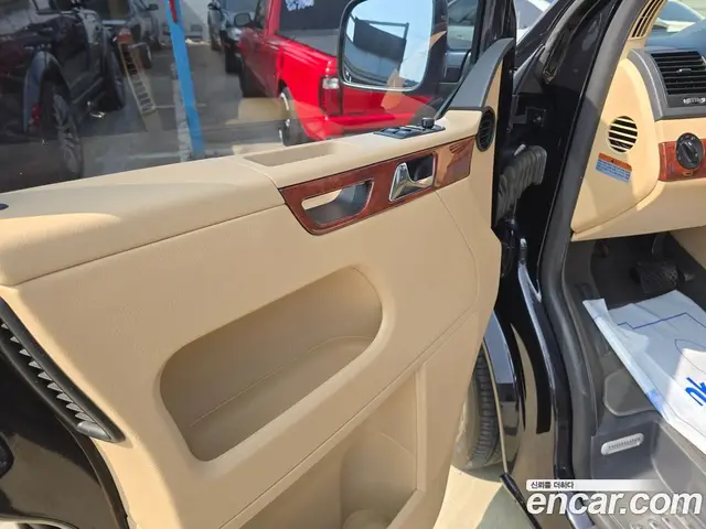 Volkswagen Multivan 2008 2.5 АКПП, миниатюра 11