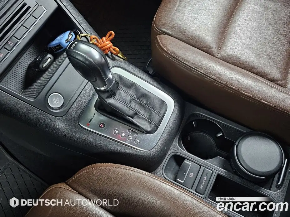 Volkswagen Tiguan 2012 2.0 автомат (гидро), фото 9 Volkswagen Tiguan 2012 2.0 автомат (гидро), фото 9
