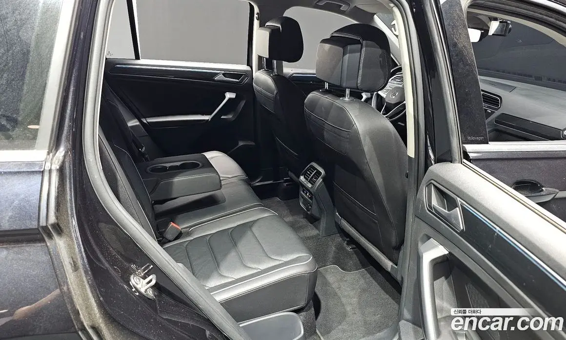 Volkswagen Tiguan 2022 2.0 автомат (гидро), фото 11