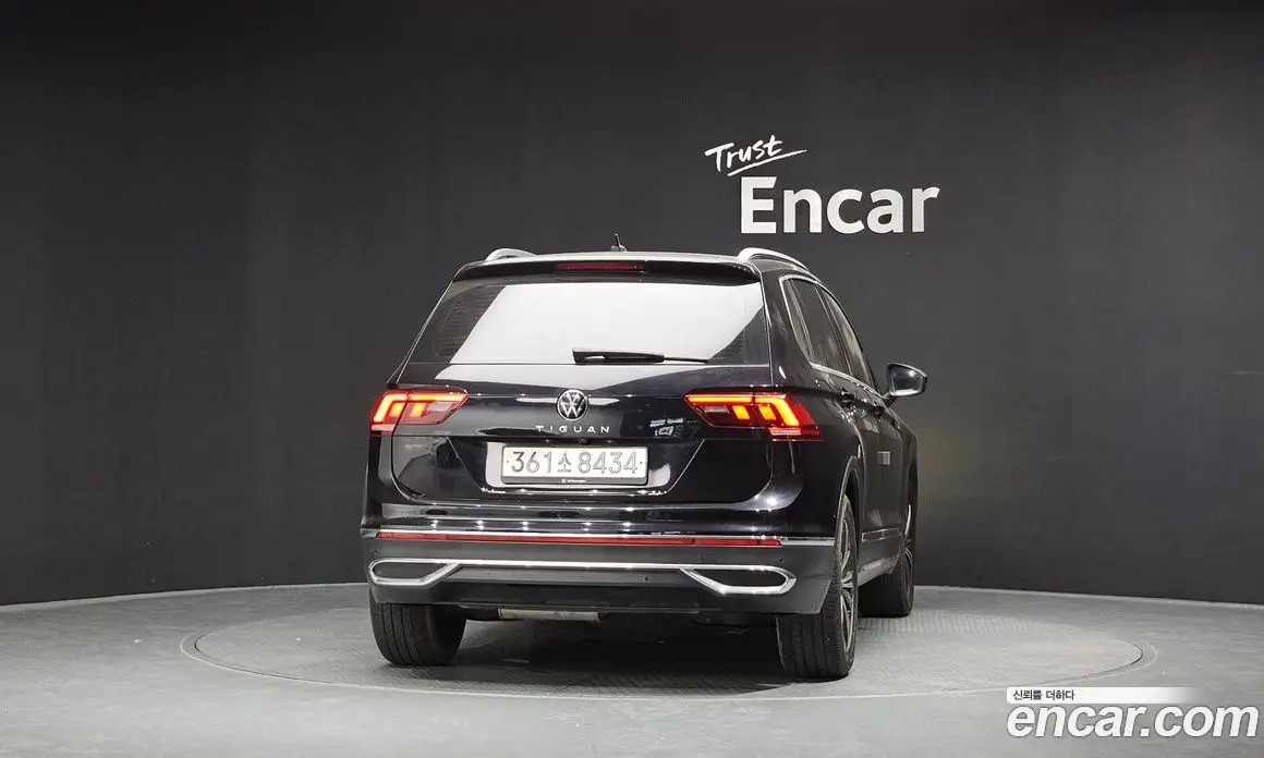 Volkswagen Tiguan 2022 2.0 автомат (гидро), фото 4