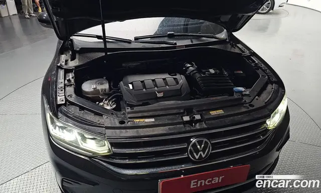 Volkswagen Tiguan 2022 2.0 автомат (гидро), миниатюра 6