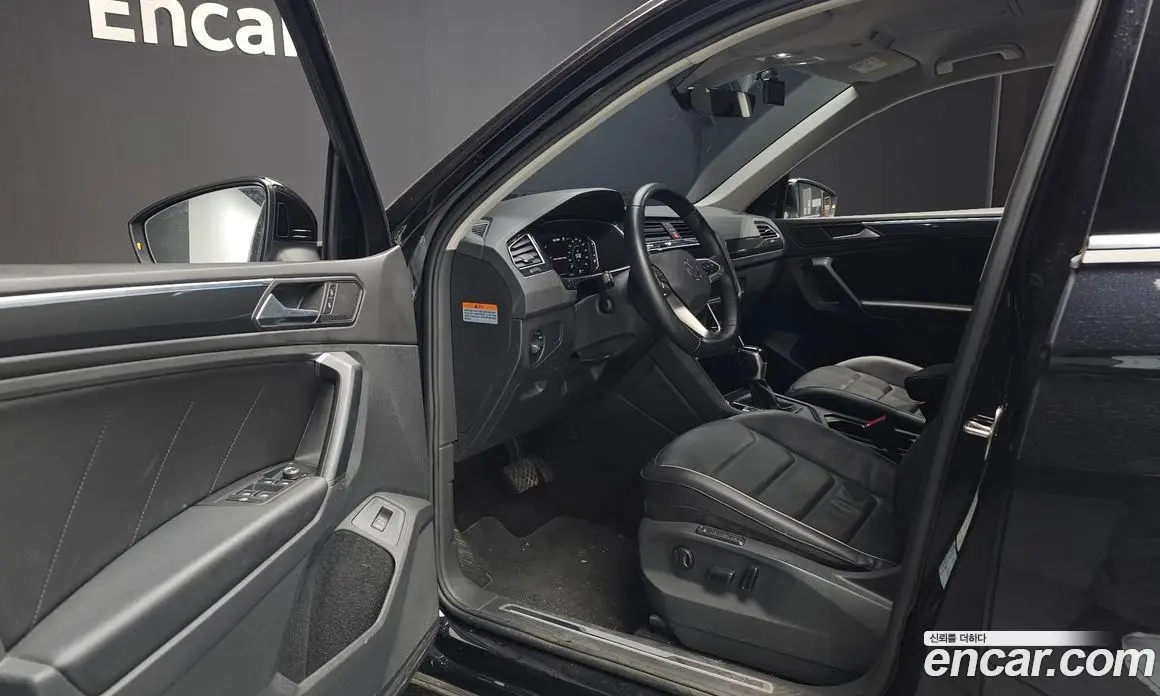 Volkswagen Tiguan 2022 2.0 автомат (гидро), фото 10