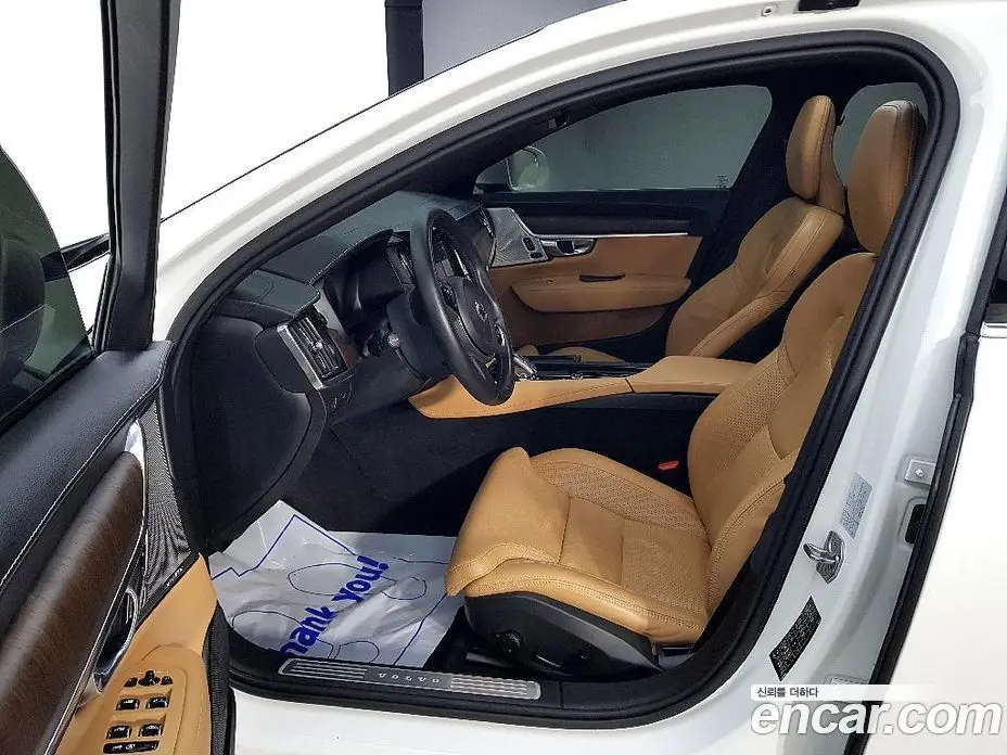 Volvo S90 2022 2.0 автомат (гидро), фото 20 Volvo S90 2022 2.0 автомат (гидро), фото 20