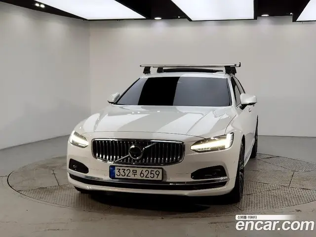 Volvo S90 2022 2.0 автомат (гидро), миниатюра 3 Volvo S90 2022 2.0 автомат (гидро), миниатюра 3