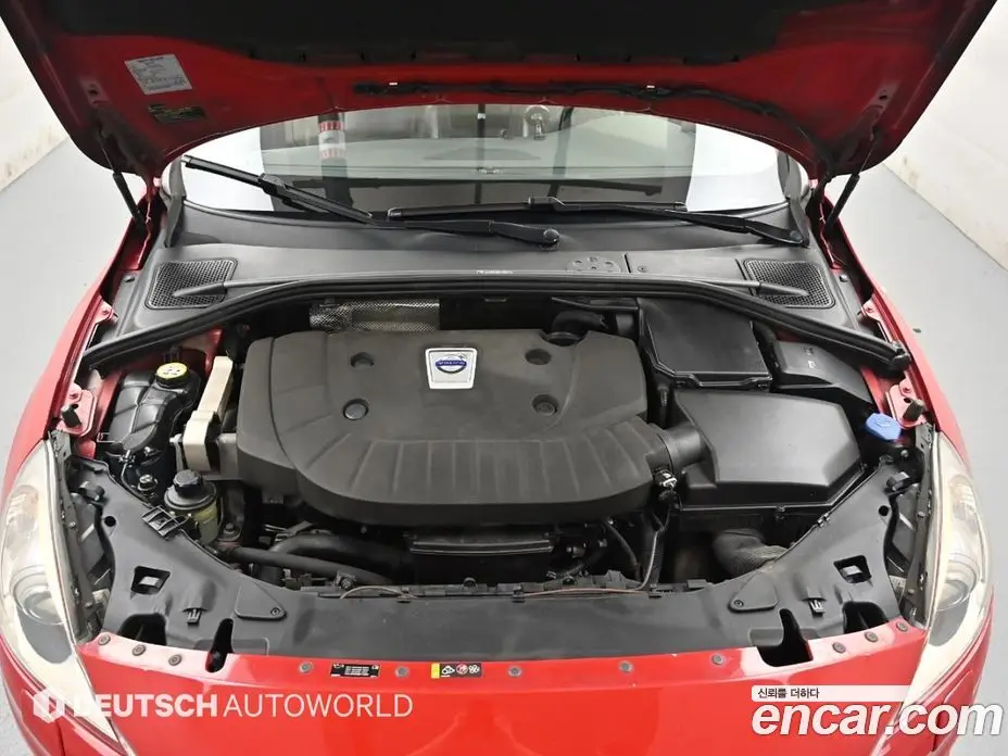 Volvo V60 2013 2.4 автомат (гидро), фото 19 Volvo V60 2013 2.4 автомат (гидро), фото 19