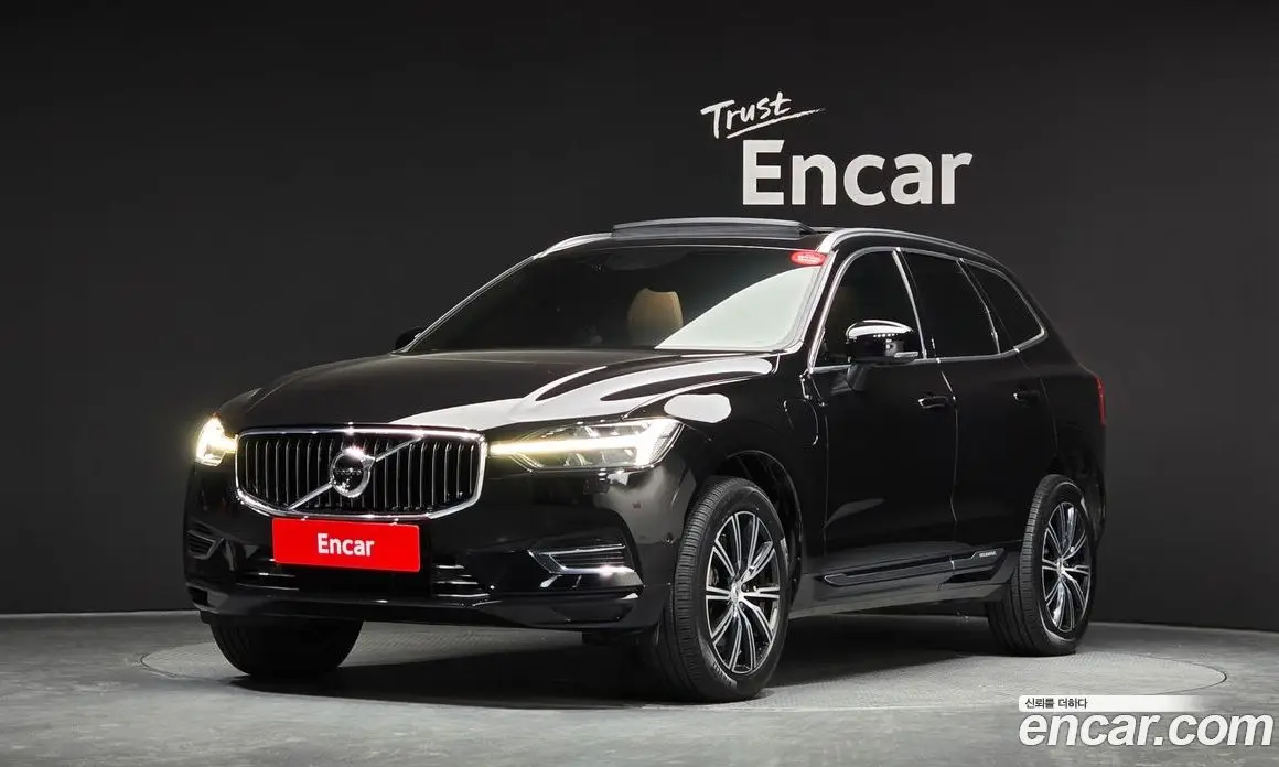 Volvo XC60 2021 2.0 автомат (гидро), фото 1 Volvo XC60 2021 2.0 автомат (гидро), фото 1