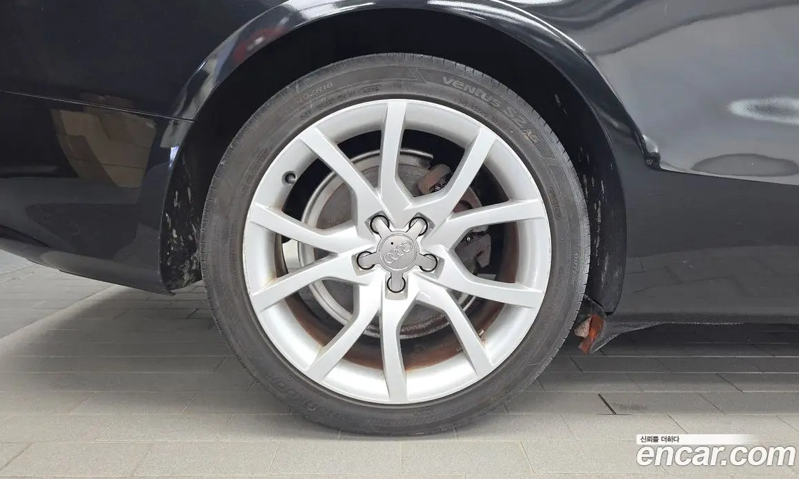 Audi A5 2011 2.0 автомат (гидро), фото 5