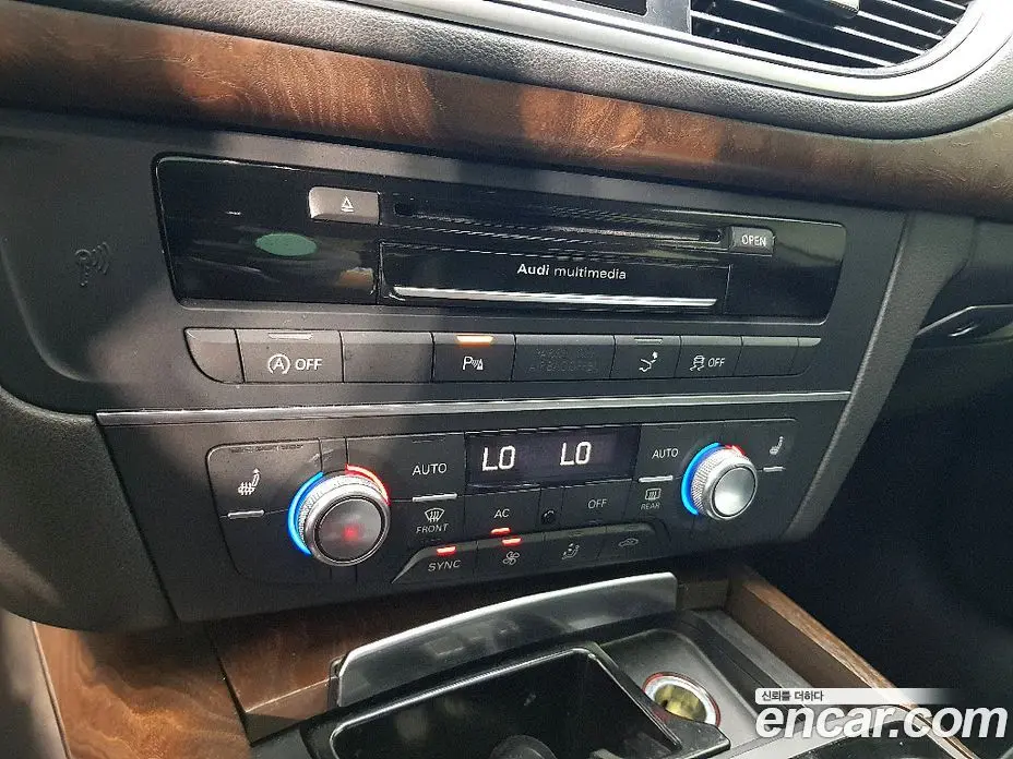 Audi A7 2014 3.0 автомат (гидро), фото 11 Audi A7 2014 3.0 автомат (гидро), фото 11