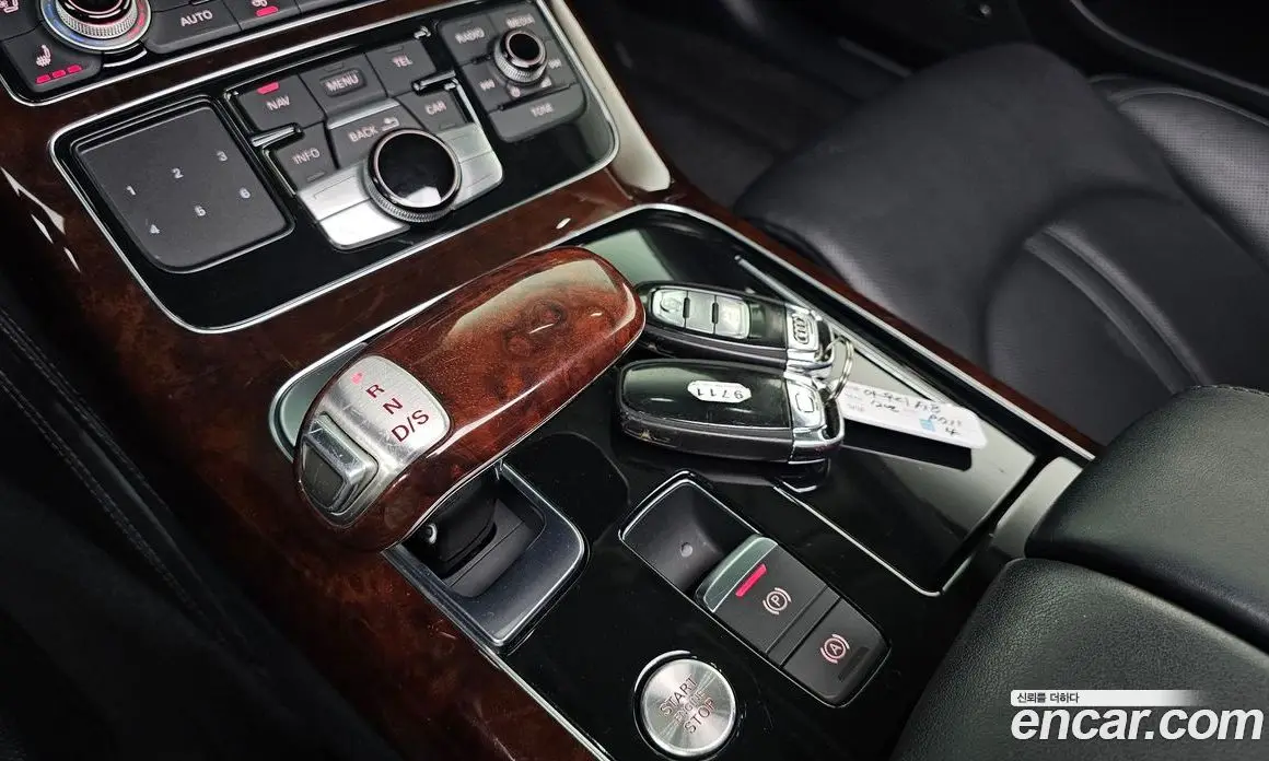 Audi A8 2012 4.2 автомат (гидро), фото 9 Audi A8 2012 4.2 автомат (гидро), фото 9