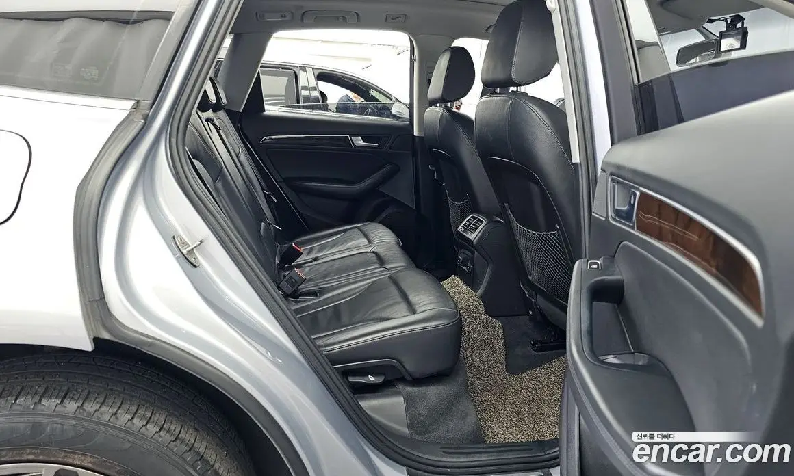 Audi Q5 2015 2.0 автомат (гидро), фото 12 Audi Q5 2015 2.0 автомат (гидро), фото 12