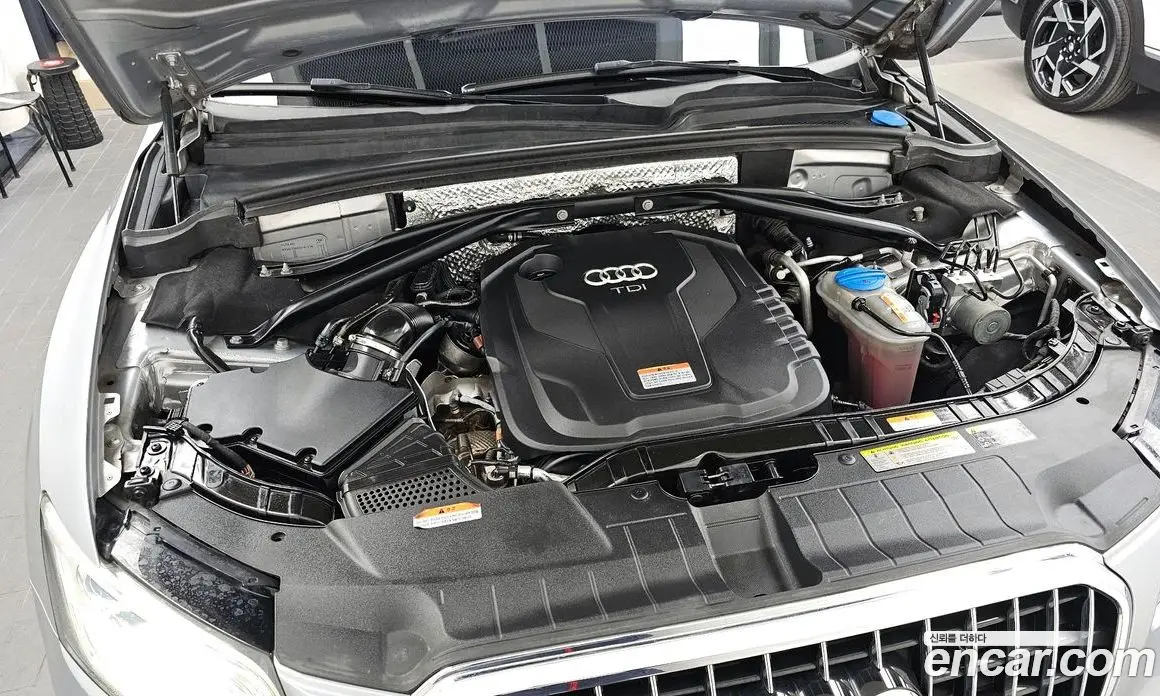 Audi Q5 2015 2.0 автомат (гидро), фото 6 Audi Q5 2015 2.0 автомат (гидро), фото 6
