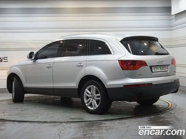 Audi Q7 2009 3.0 автомат (гидро), миниатюра 3