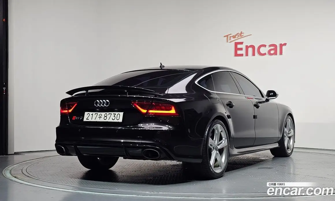 Audi RS7 2014 4.0 автомат (гидро), фото 2 Audi RS7 2014 4.0 автомат (гидро), фото 2