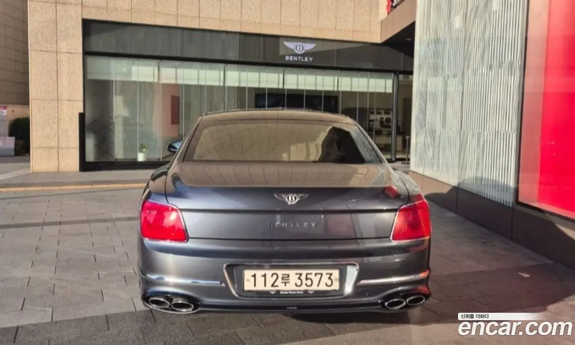 Bentley Flying Spur 2022 4.0 автомат (гидро), фото 19 Bentley Flying Spur 2022 4.0 автомат (гидро), фото 19