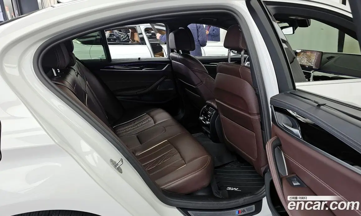 BMW 5 серия 2023 2.0 автомат (гидро), фото 12