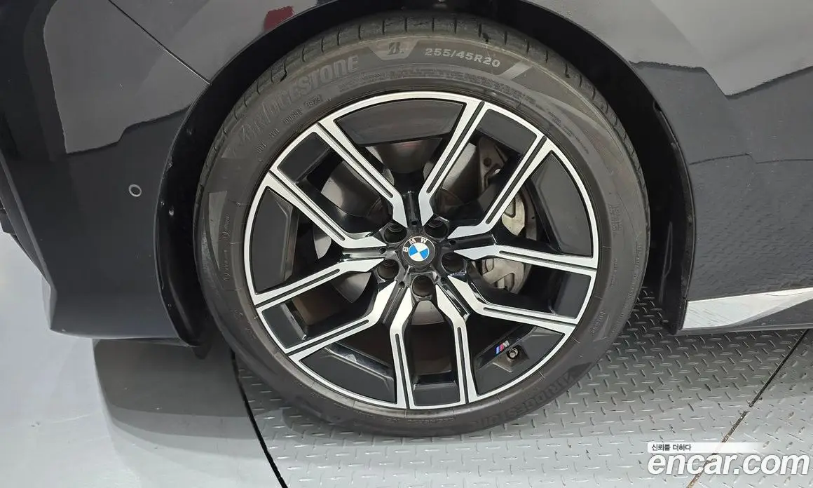 BMW 7 серия 2024 3.0 автомат (гидро), фото 5 BMW 7 серия 2024 3.0 автомат (гидро), фото 5