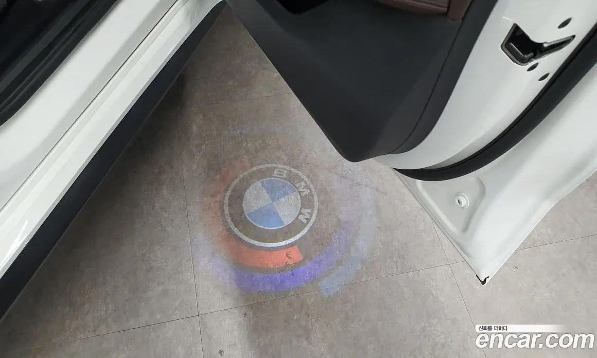 BMW X1 2024 2.0 автомат (гидро), фото 18