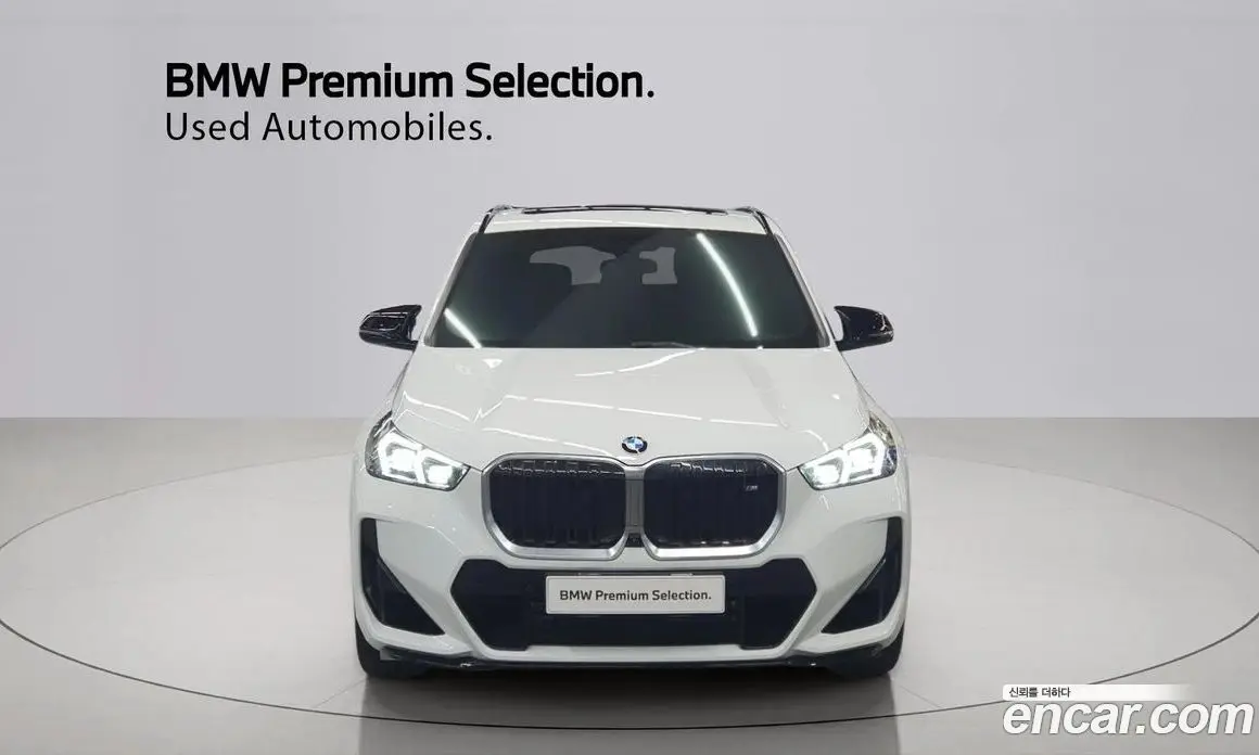 BMW X1 2024 2.0 автомат (гидро), фото 3