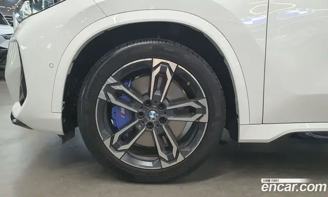 BMW X1 2024 2.0 автомат (гидро), миниатюра 5