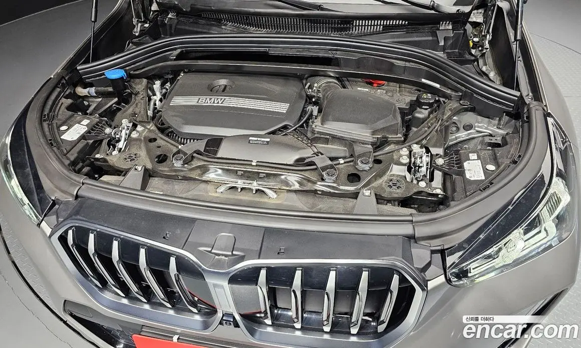 BMW X1 2024 2.0 автомат (гидро), фото 6