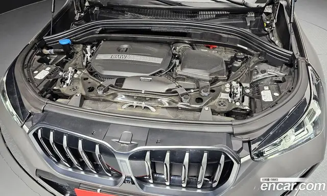 BMW X1 2024 2.0 автомат (гидро), миниатюра 6