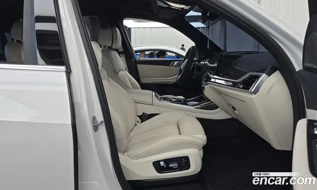 BMW X7 2025 3.0 автомат (гидро), миниатюра 11