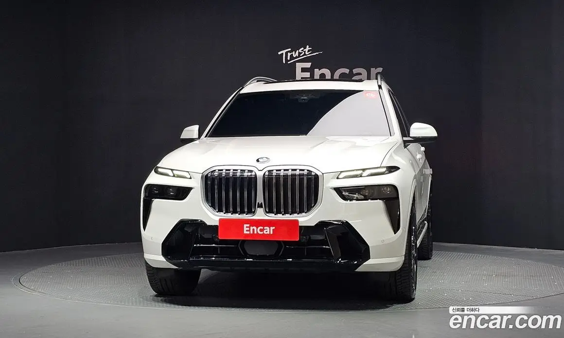 BMW X7 2025 3.0 автомат (гидро), фото 3