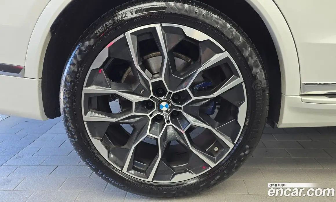 BMW X7 2025 3.0 автомат (гидро), фото 5