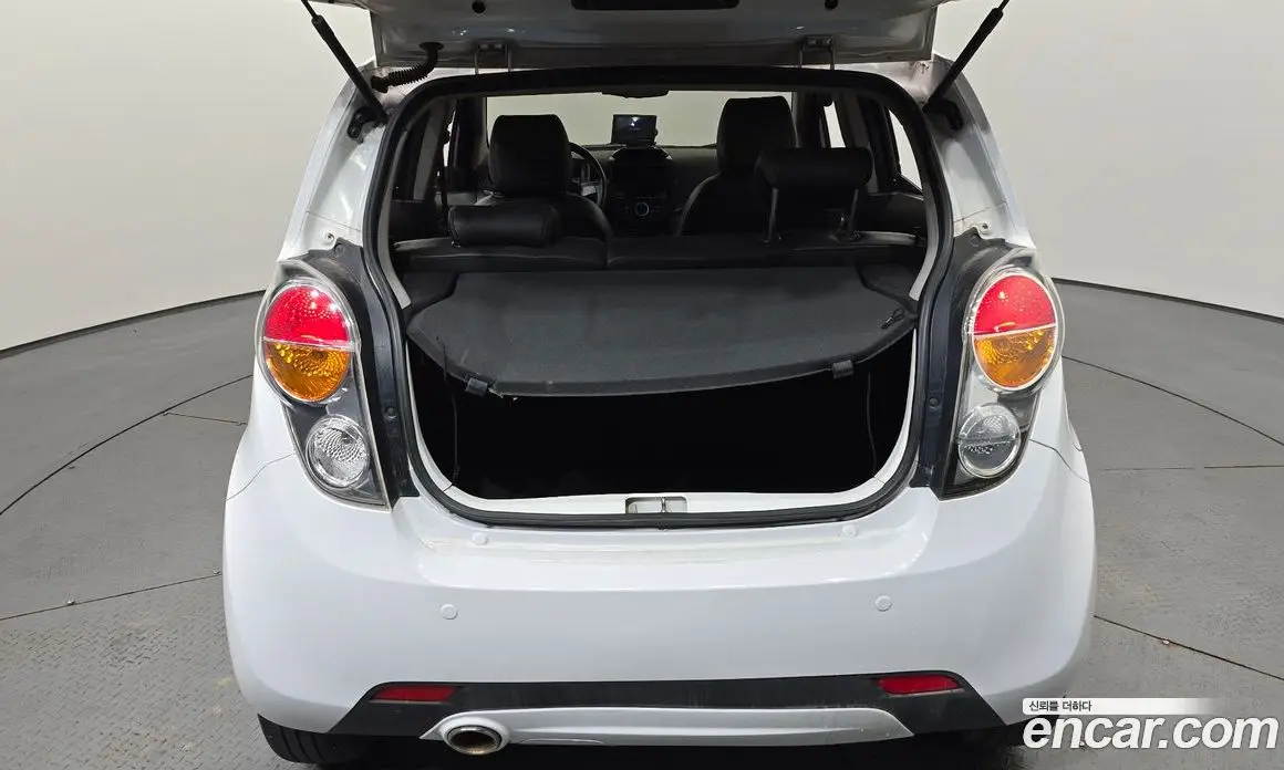 Chevrolet Spark 2011 1.0 автомат (гидро), фото 18