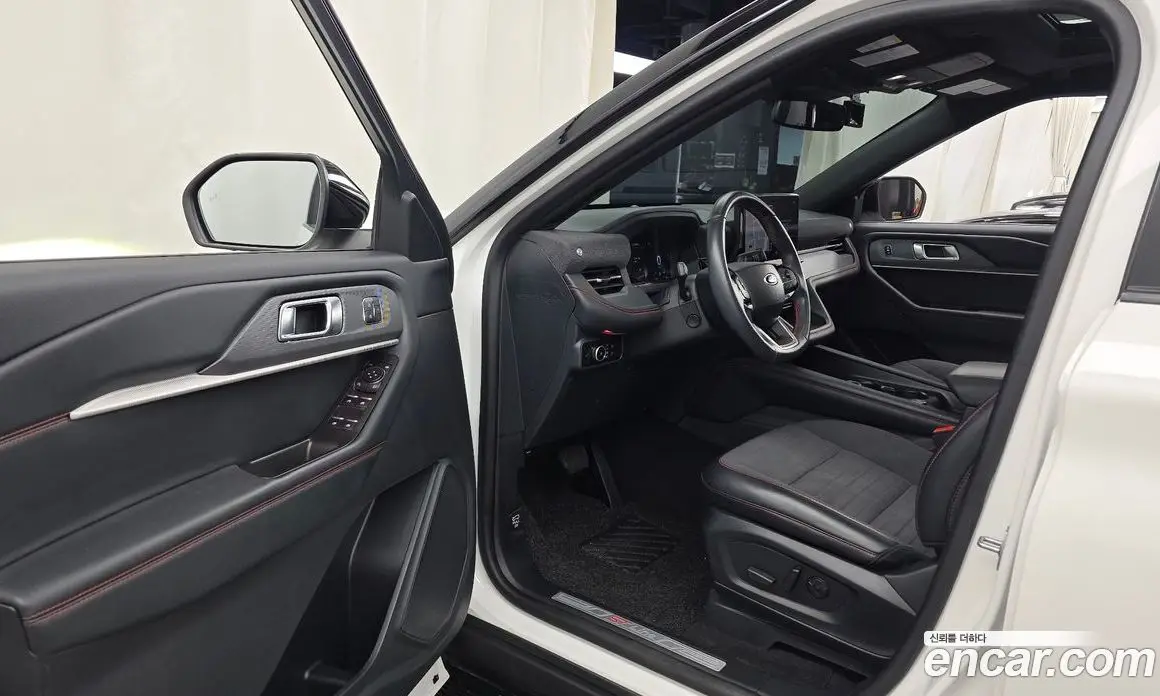 Ford Explorer 2025 2.3 автомат (гидро), фото 10 Ford Explorer 2025 2.3 автомат (гидро), фото 10