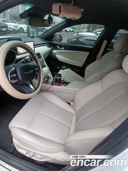 Genesis G70 2025 2.5 автомат (гидро), фото 7 Genesis G70 2025 2.5 автомат (гидро), фото 7