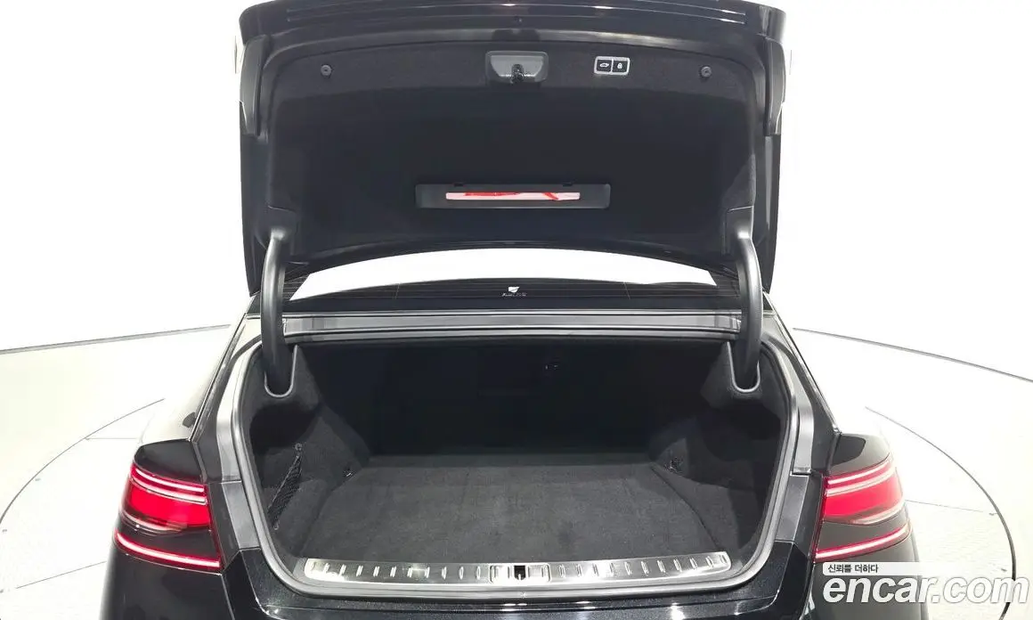 Genesis G90 2022 3.5 автомат (гидро), фото 20 Genesis G90 2022 3.5 автомат (гидро), фото 20