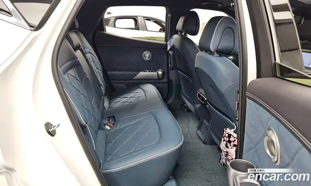Genesis GV60 2026 0.1 автомат (гидро), миниатюра 12