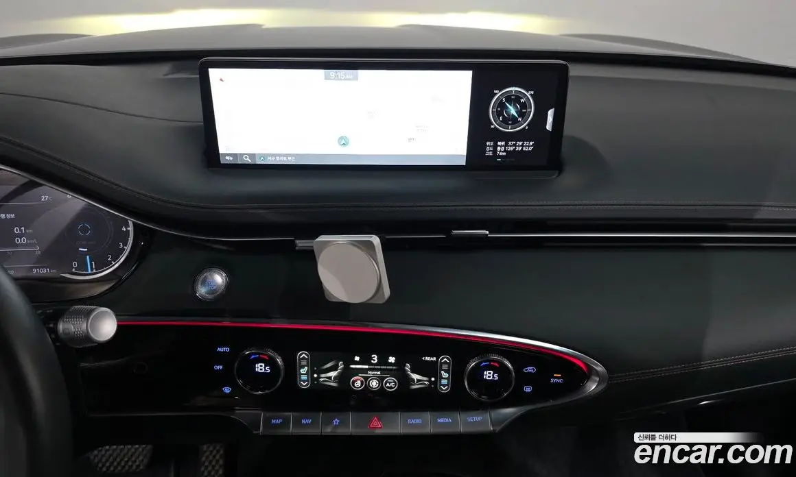 Genesis GV70 2022 2.5 автомат (гидро), фото 14 Genesis GV70 2022 2.5 автомат (гидро), фото 14