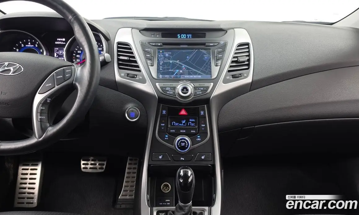 Hyundai Avante 2013 1.6 автомат (гидро), фото 14 Hyundai Avante 2013 1.6 автомат (гидро), фото 14