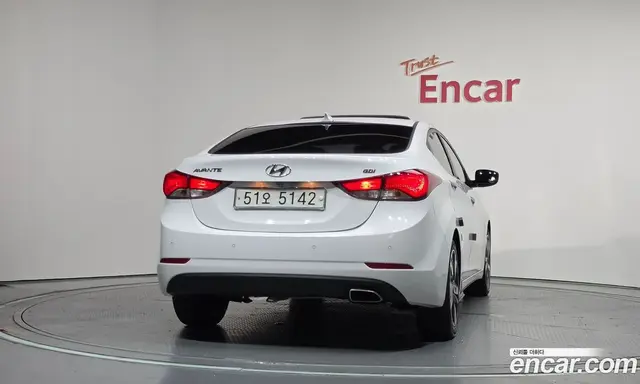 Hyundai Avante 2013 1.6 автомат (гидро), миниатюра 4 Hyundai Avante 2013 1.6 автомат (гидро), миниатюра 4