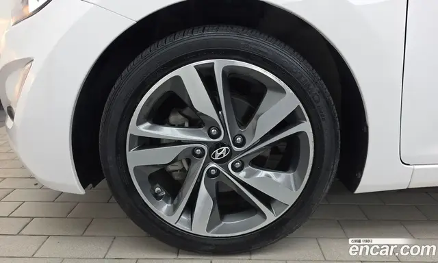 Hyundai Avante 2013 1.6 автомат (гидро), миниатюра 5 Hyundai Avante 2013 1.6 автомат (гидро), миниатюра 5