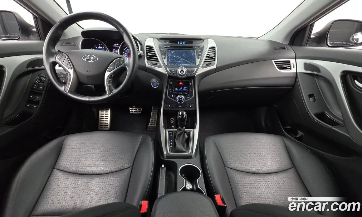 Hyundai Avante 2013 1.6 автомат (гидро), фото 7 Hyundai Avante 2013 1.6 автомат (гидро), фото 7