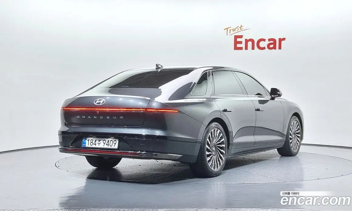 Hyundai Grandeur 2023 1.6 автомат (гидро), фото 2 Hyundai Grandeur 2023 1.6 автомат (гидро), фото 2