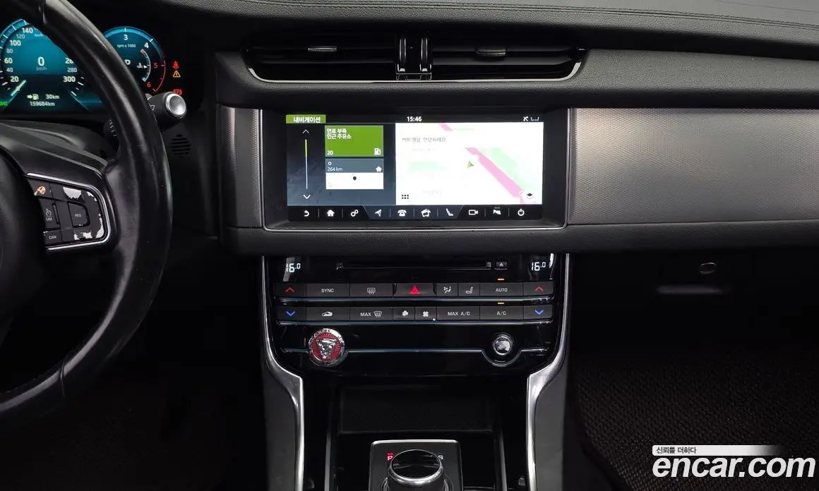 Jaguar XF 2016 2.0 автомат (гидро), фото 14