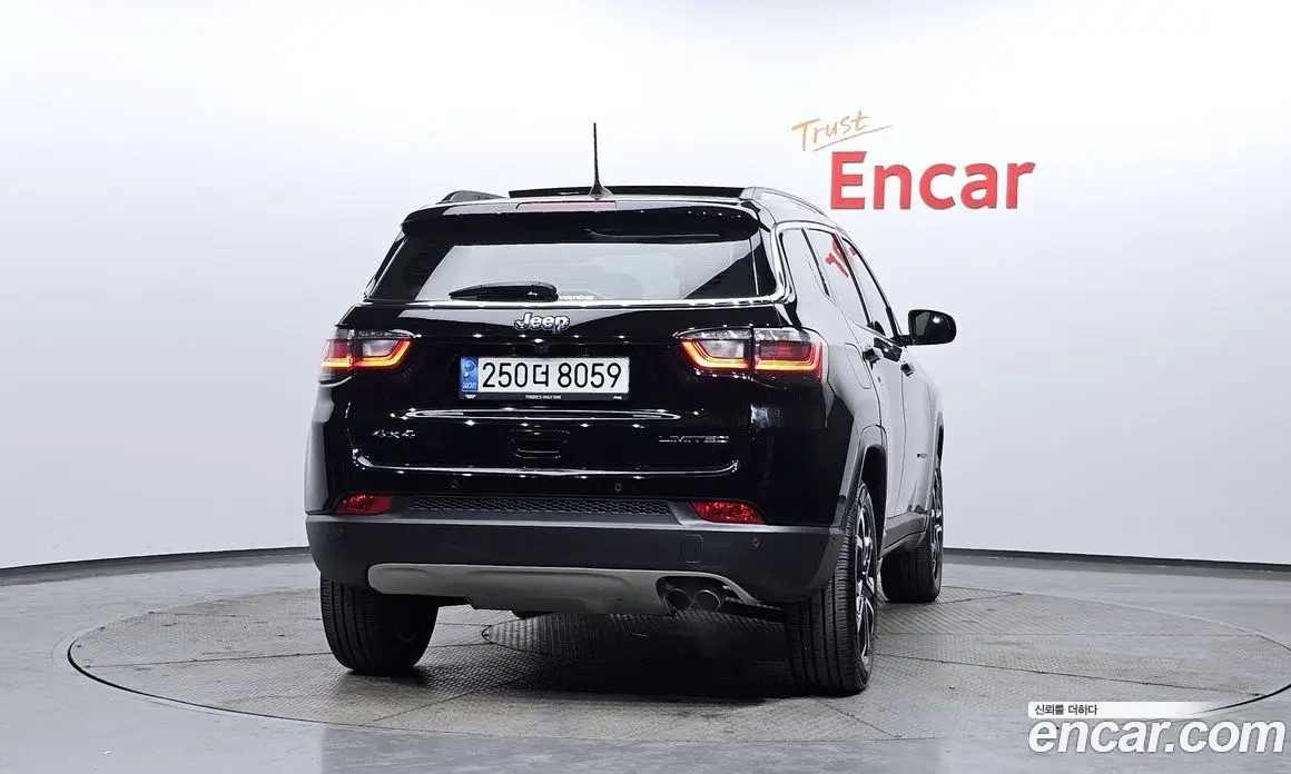 Jeep Compass 2022 2.4 автомат (гидро), фото 4 Jeep Compass 2022 2.4 автомат (гидро), фото 4