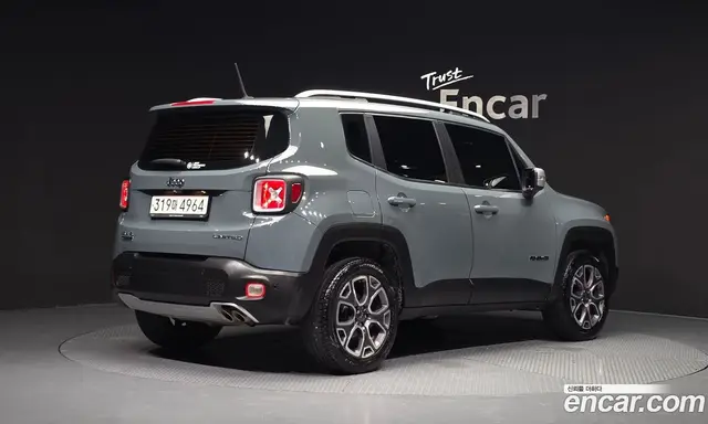 Jeep Renegade 2016 2.0 автомат (гидро), миниатюра 2