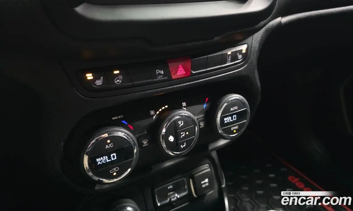 Jeep Renegade 2016 2.0 автомат (гидро), фото 16