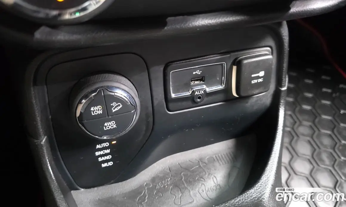 Jeep Renegade 2016 2.0 автомат (гидро), фото 19