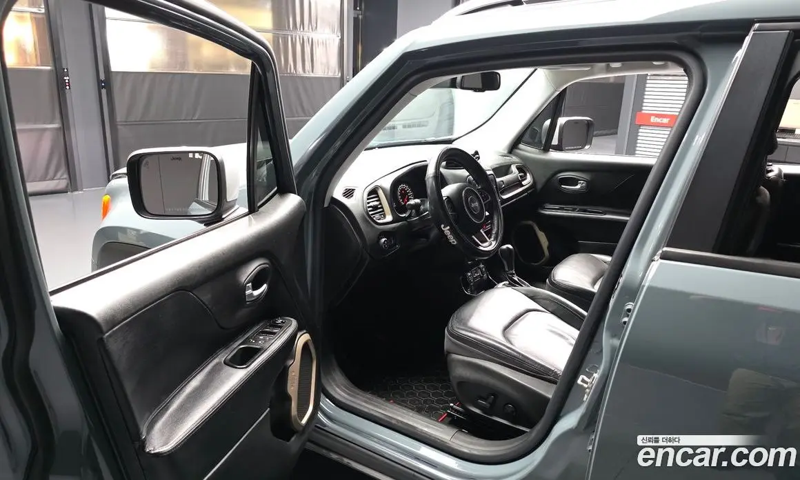 Jeep Renegade 2016 2.0 автомат (гидро), фото 10